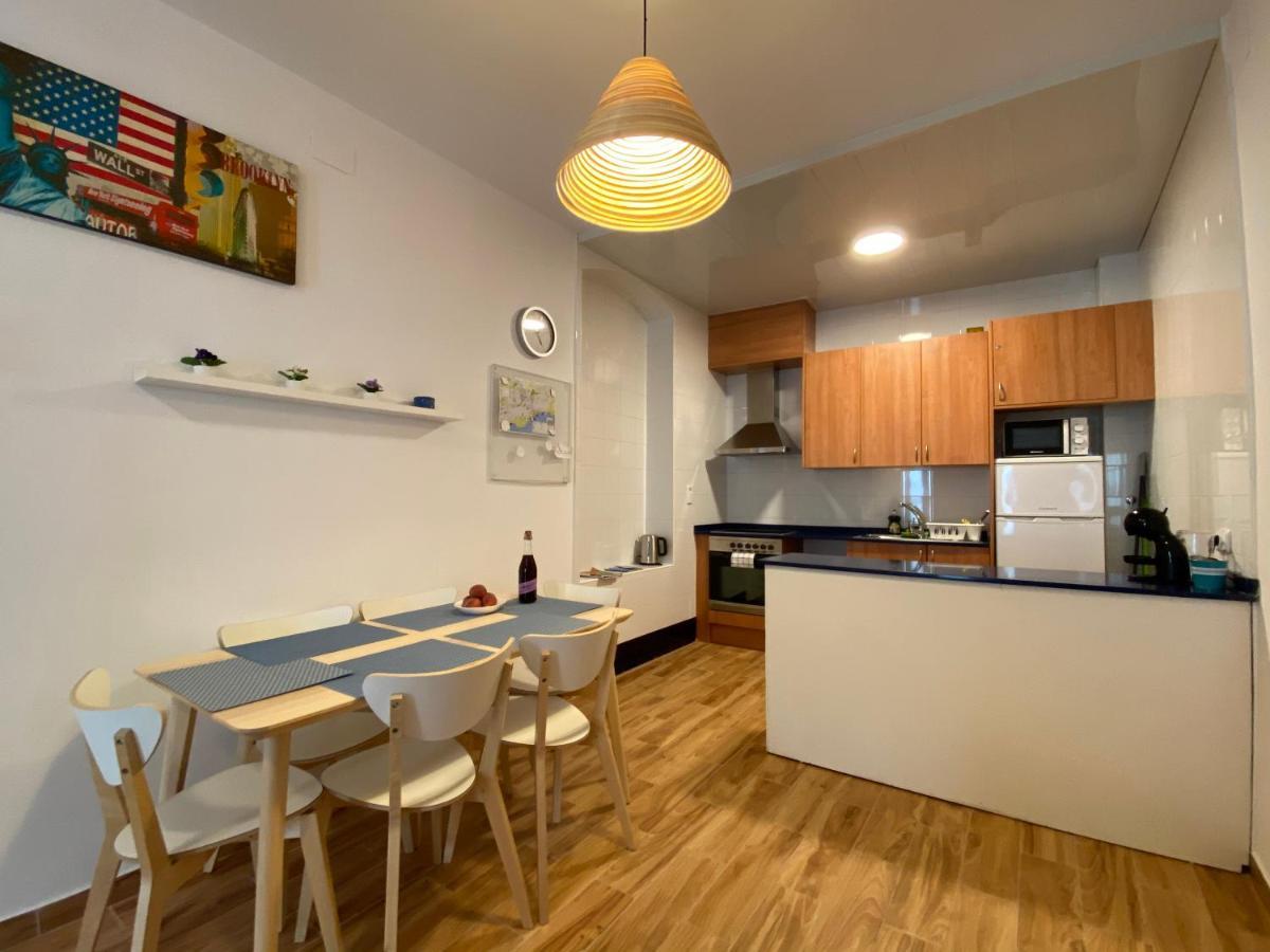 Apartments Sant Lluis Center, 2 Min Walk From The Sea Льорет-де-Мар Экстерьер фото