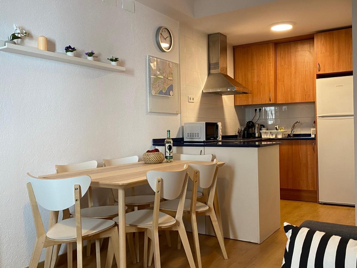 Apartments Sant Lluis Center, 2 Min Walk From The Sea Льорет-де-Мар Экстерьер фото