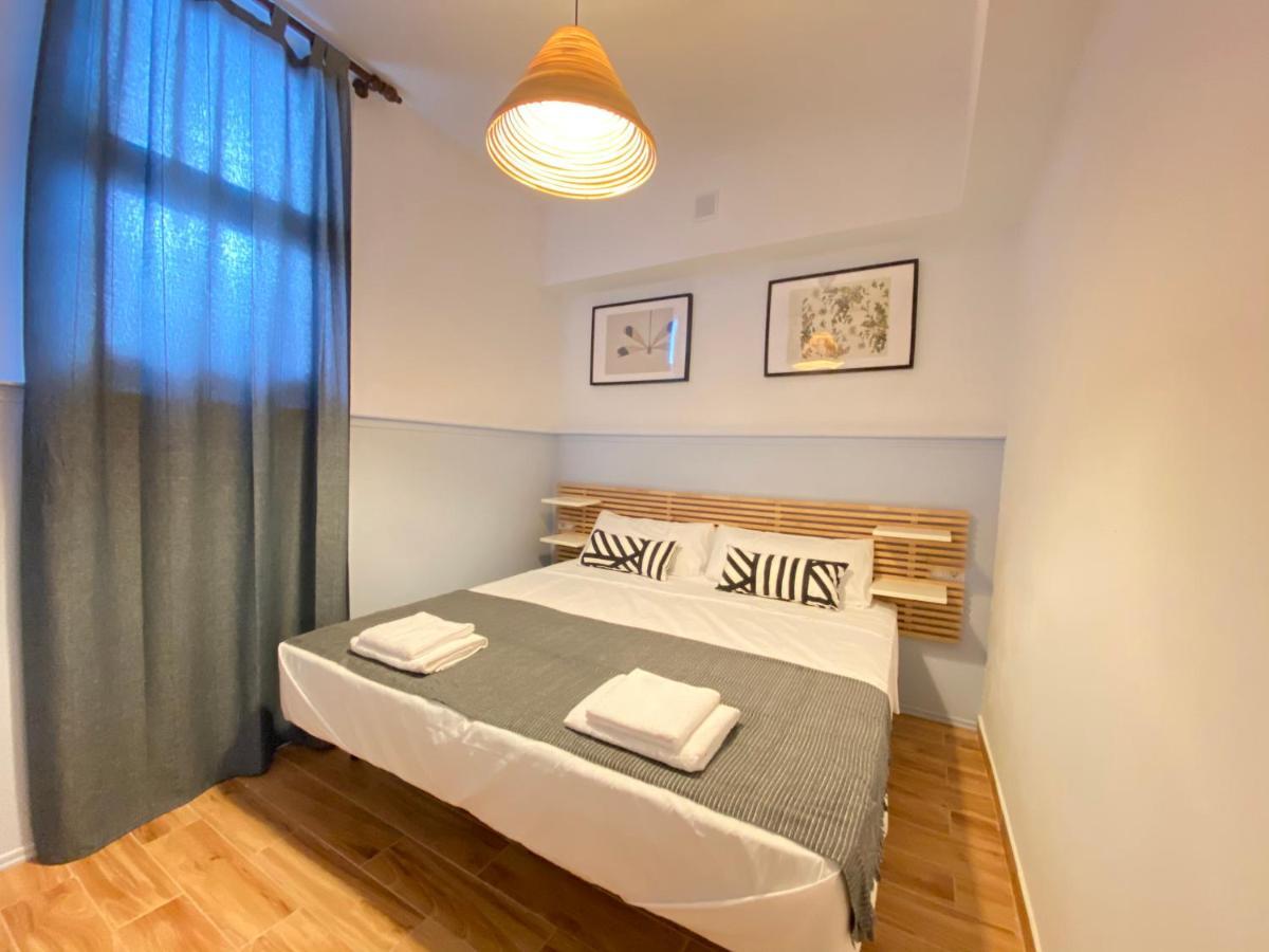 Apartments Sant Lluis Center, 2 Min Walk From The Sea Льорет-де-Мар Экстерьер фото
