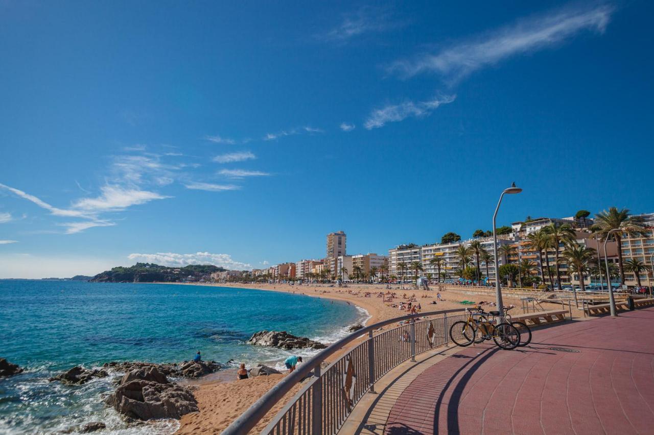 Apartments Sant Lluis Center, 2 Min Walk From The Sea Льорет-де-Мар Экстерьер фото